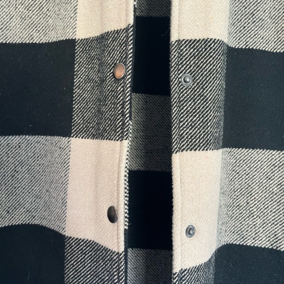 BB Dakota by Steve Madden Shacket - Picture 9 of 9